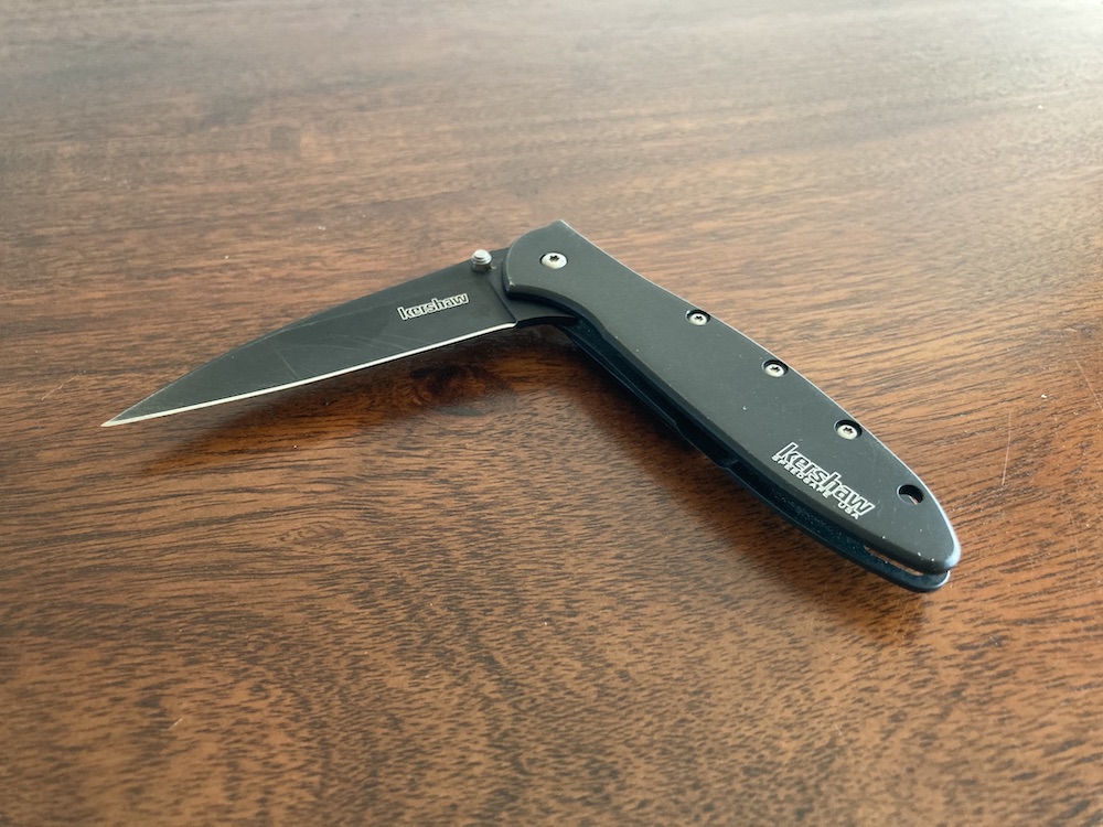 https://bladesbrothers.com/images/blades-brothers-kershaw-leek-review-2.jpg