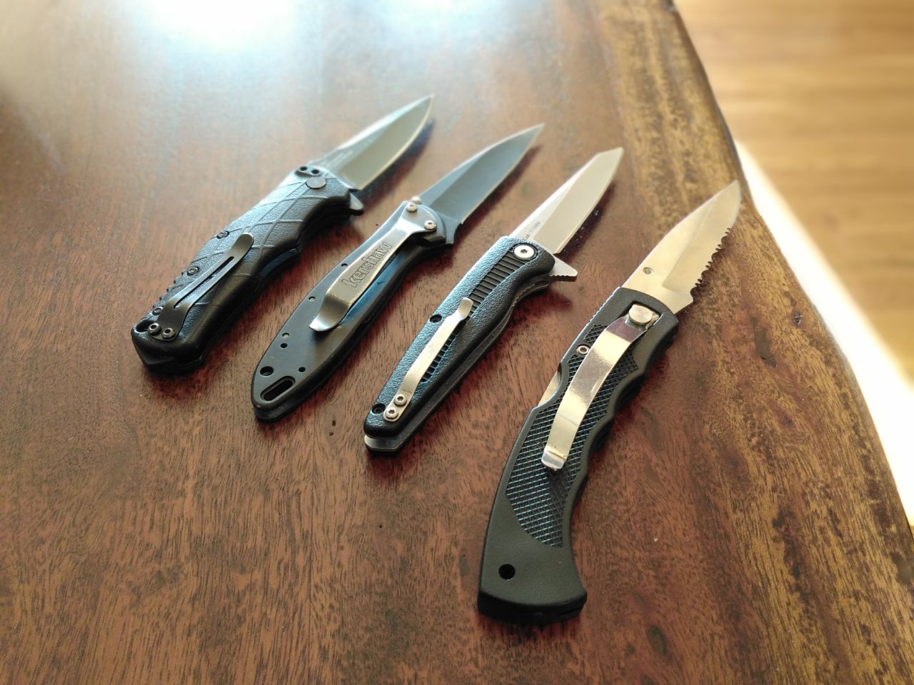 Pros and Cons of Knife Metal Types
